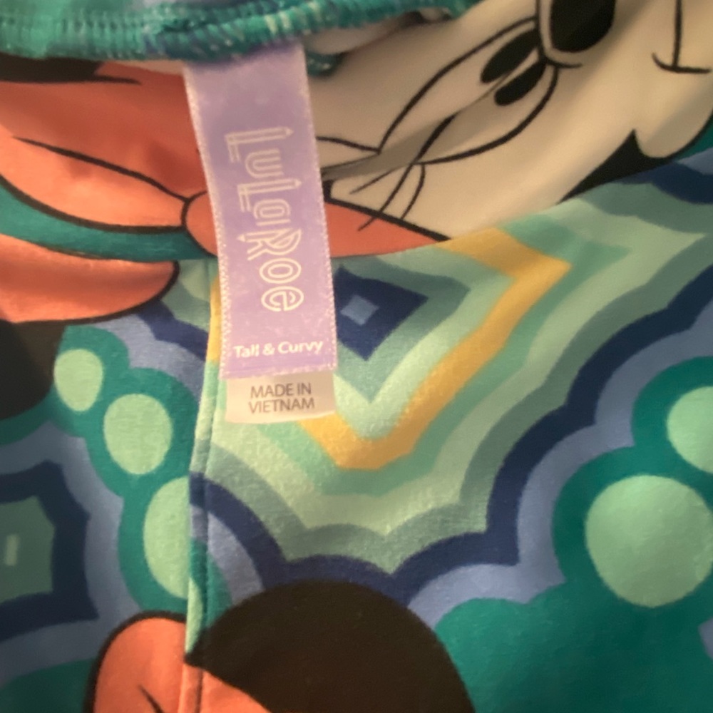 LuLaRoe Disney Minnie leggings - Picture 3 of 3
